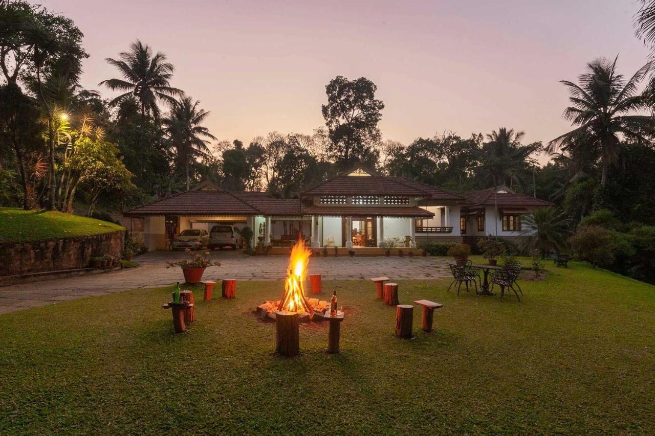 Crystal Homestay By Veo - Part Of Stayvista Madikeri Exterior photo